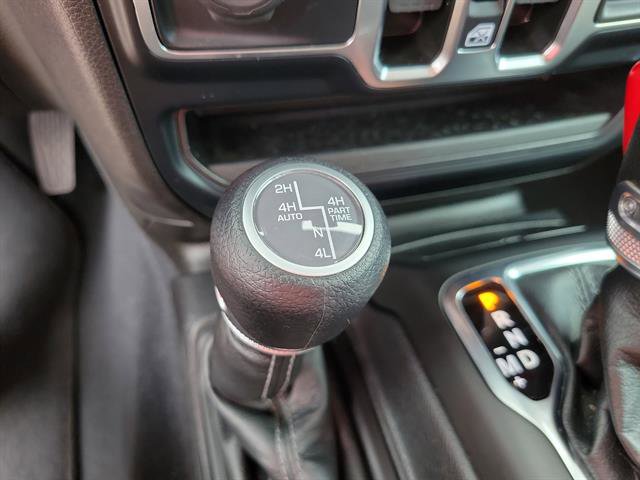 Used 2024 Jeep Wrangler Unlimited Sahara image 18