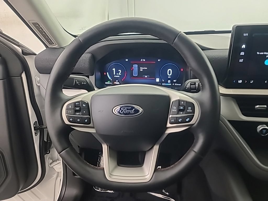 Used 2025 Ford Explorer Active w/ Active Comfort Package AWD/4WD image 34