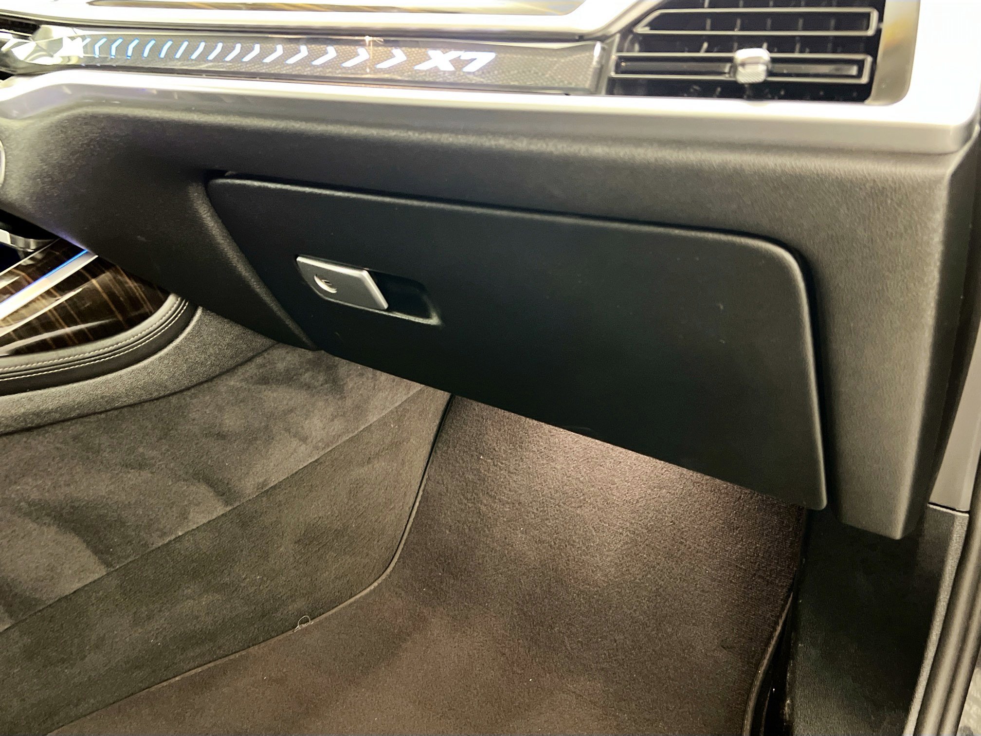 Used 2025 BMW X7 xDrive40i image 35