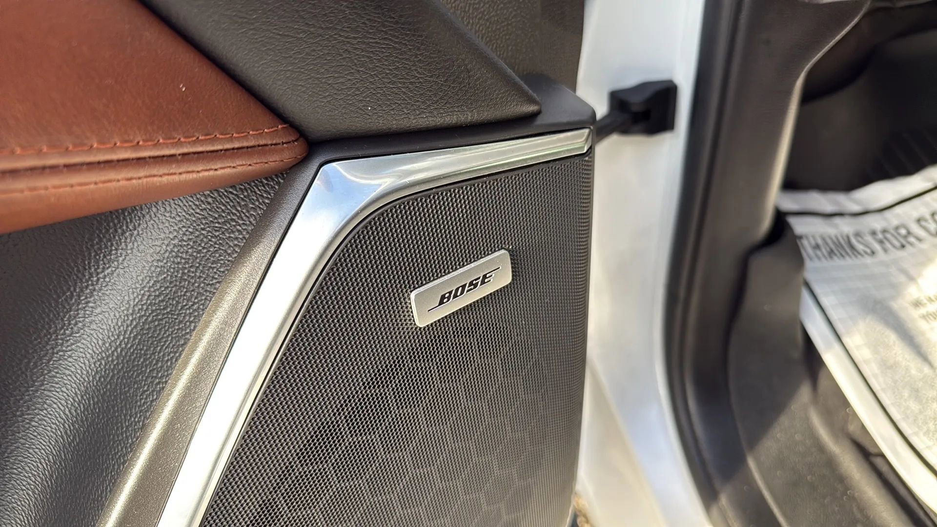 Used 2020 Cadillac Escalade Premium Luxury image 20