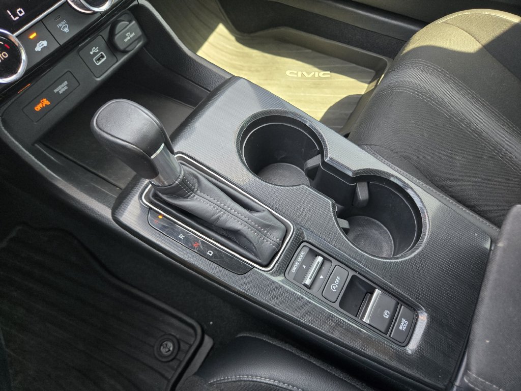 Used 2024 Honda Civic Sport image 25