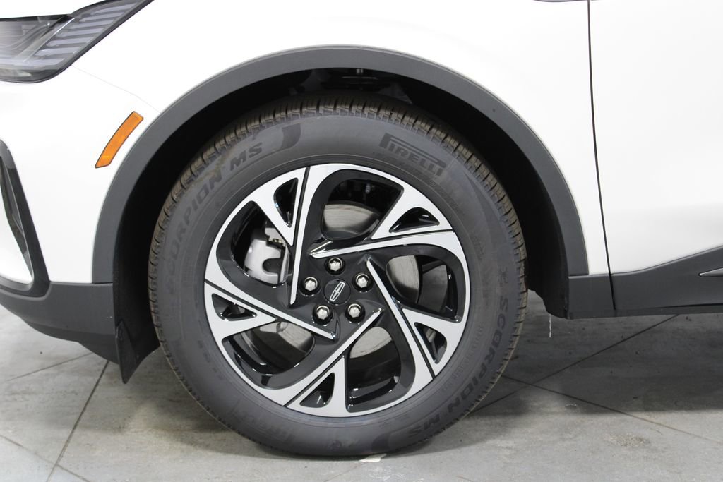 New 2026 Lincoln Nautilus Premier w/ Equipment Group 102A image 20