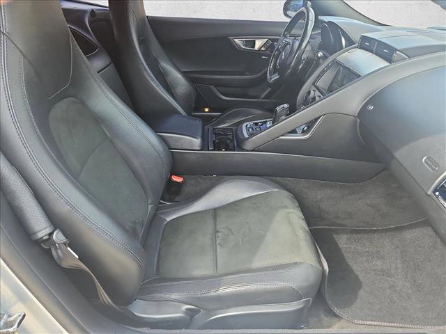 Used 2017 Jaguar F-TYPE Coupe image 15