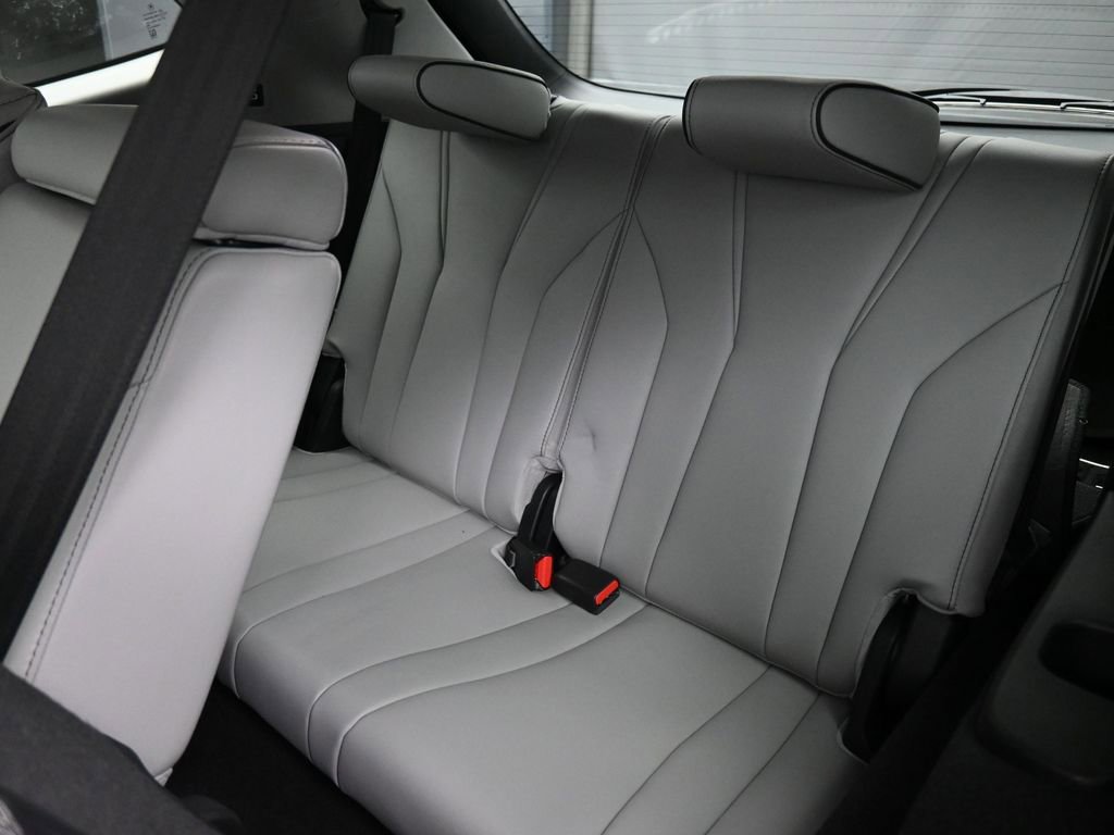 Certified 2023 Acura MDX SH-AWD w/ Advance Package image 21