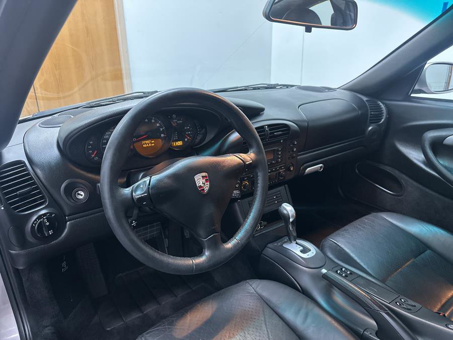 Used 2003 Porsche 911 Coupe image 8
