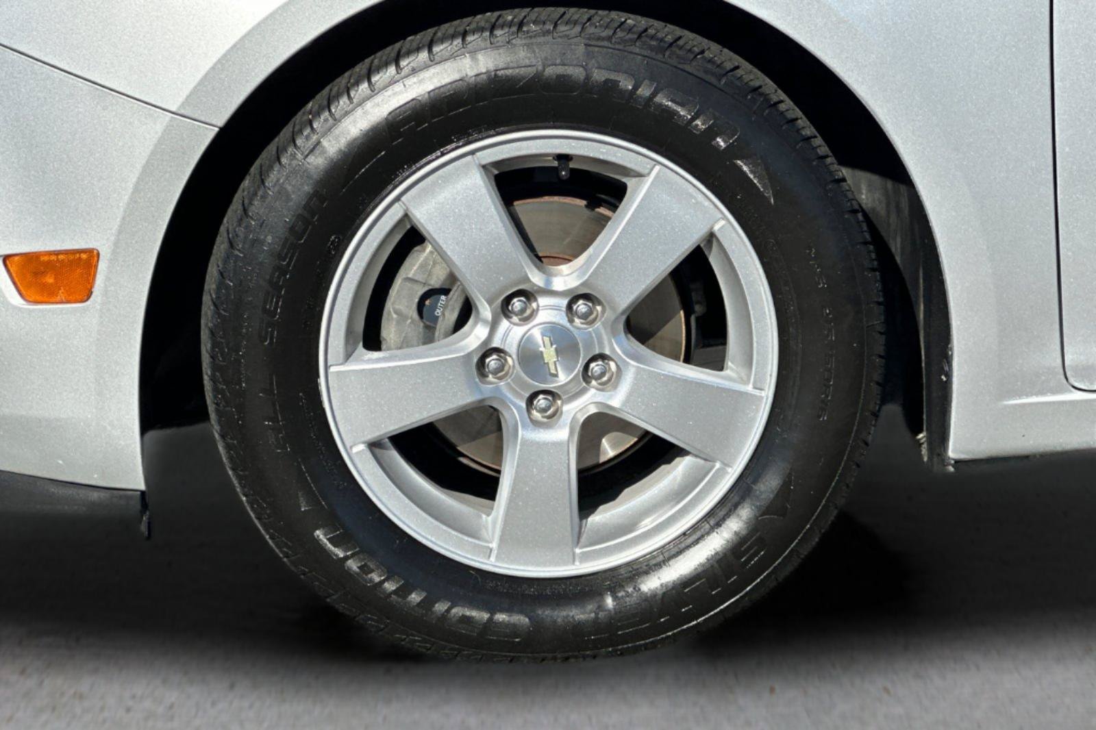 Used 2015 Chevrolet Cruze LT FWD image 22