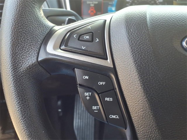 Used 2017 Ford Fusion SE w/ Fusion SE Technology Package image 14