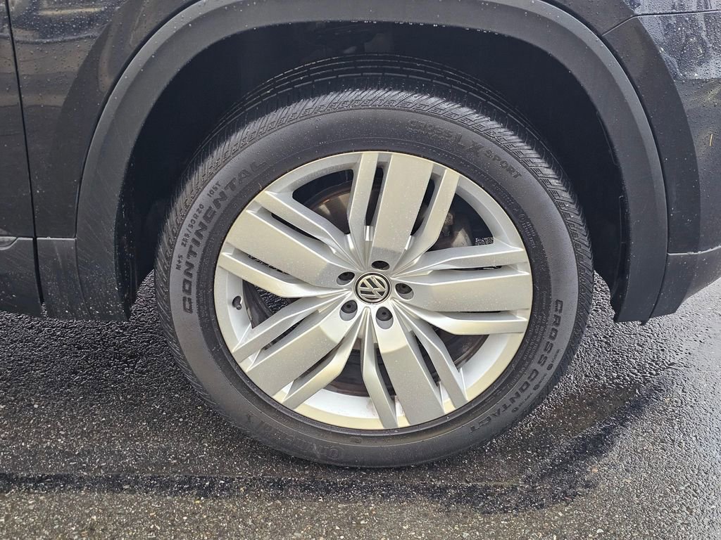 Used 2019 Volkswagen Atlas SE w/ Towing Package image 9