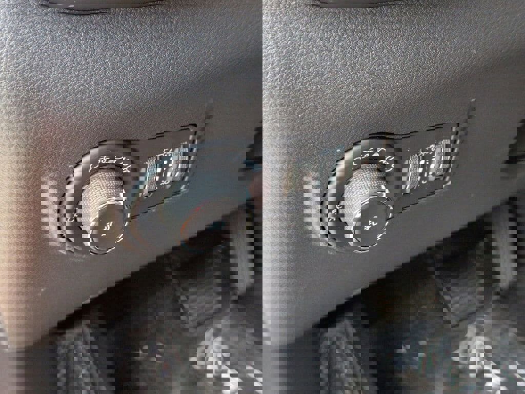 New 2026 Jeep Compass Latitude AWD/4WD image 14