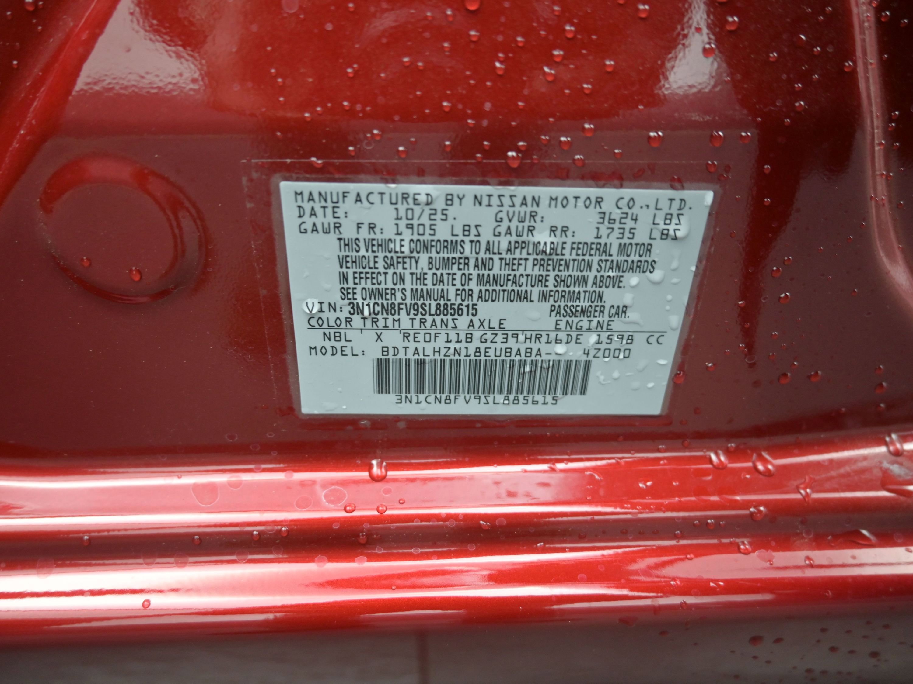 New 2025 Nissan Versa SR w/ Trunk Package image 9