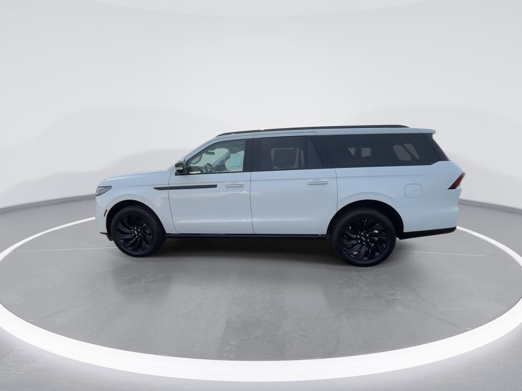 New 2026 Lincoln Navigator L Reserve AWD/4WD image 5