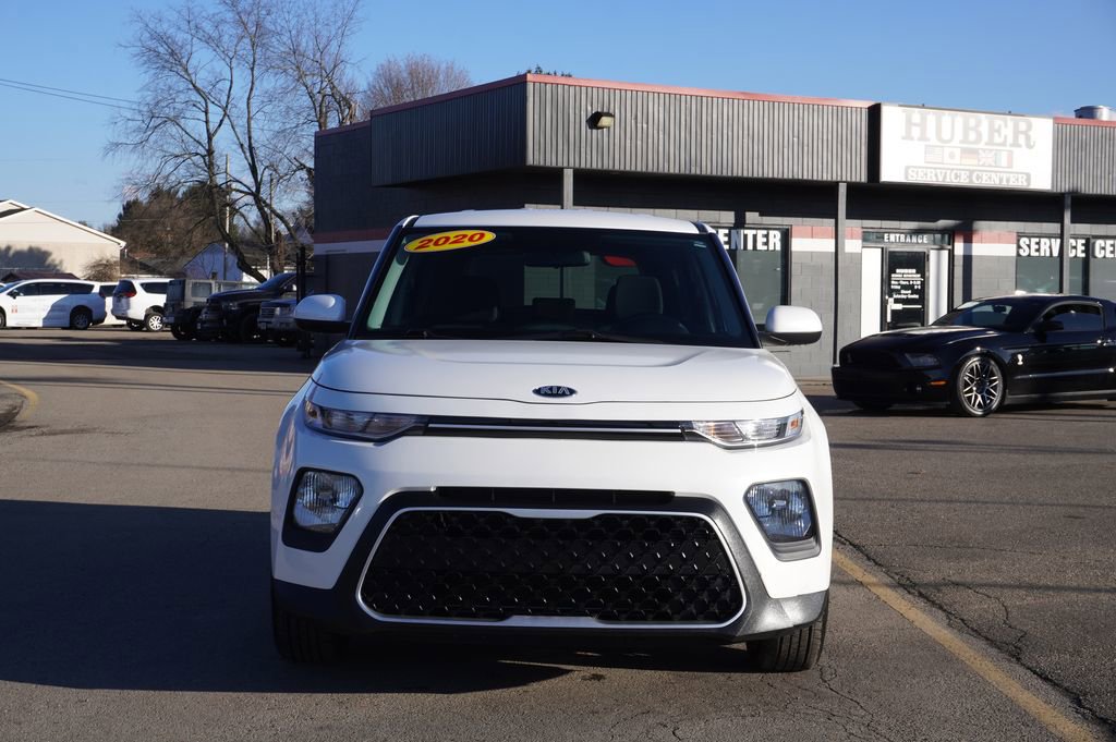 Used 2020 Kia Soul LX image 2