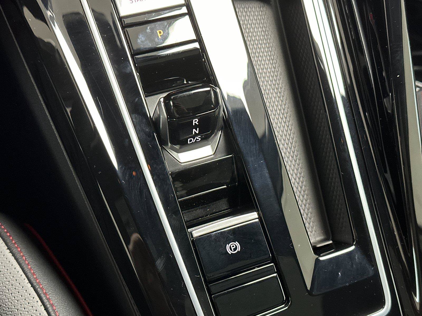 New 2026 Volkswagen GTI SE FWD image 21