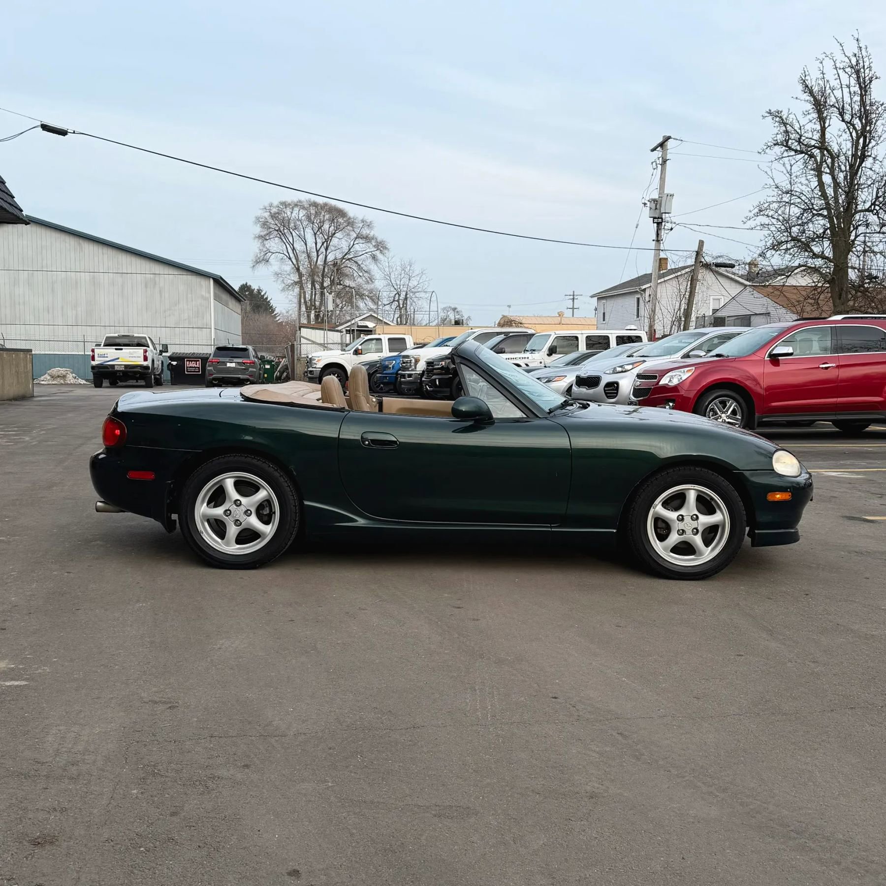 Used 1999 MAZDA MX-5 Miata Convertible 2D image 14