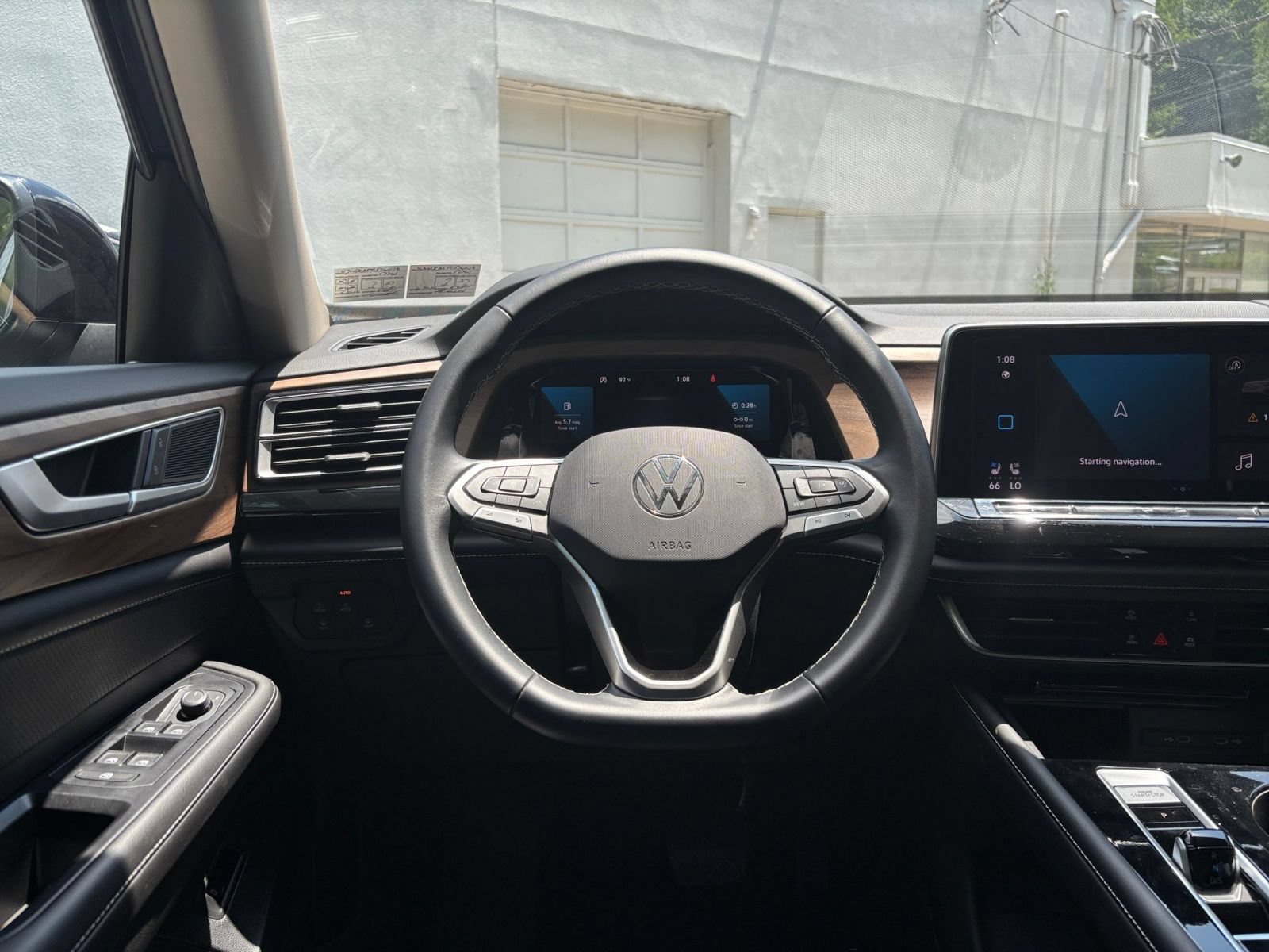 Used 2026 Volkswagen Atlas SE FWD image 39