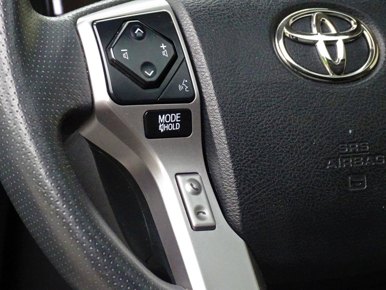Used 2021 Toyota 4Runner SR5 Premium w/ Moonroof Package RWD image 17