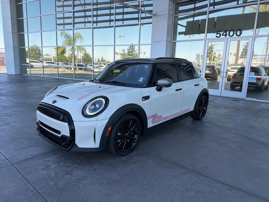 Used 2023 MINI Cooper S FWD image 1