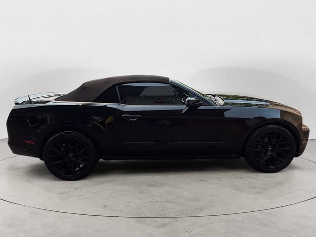 Used 2014 Ford Mustang GT w/ Electronics Package RWD image 4
