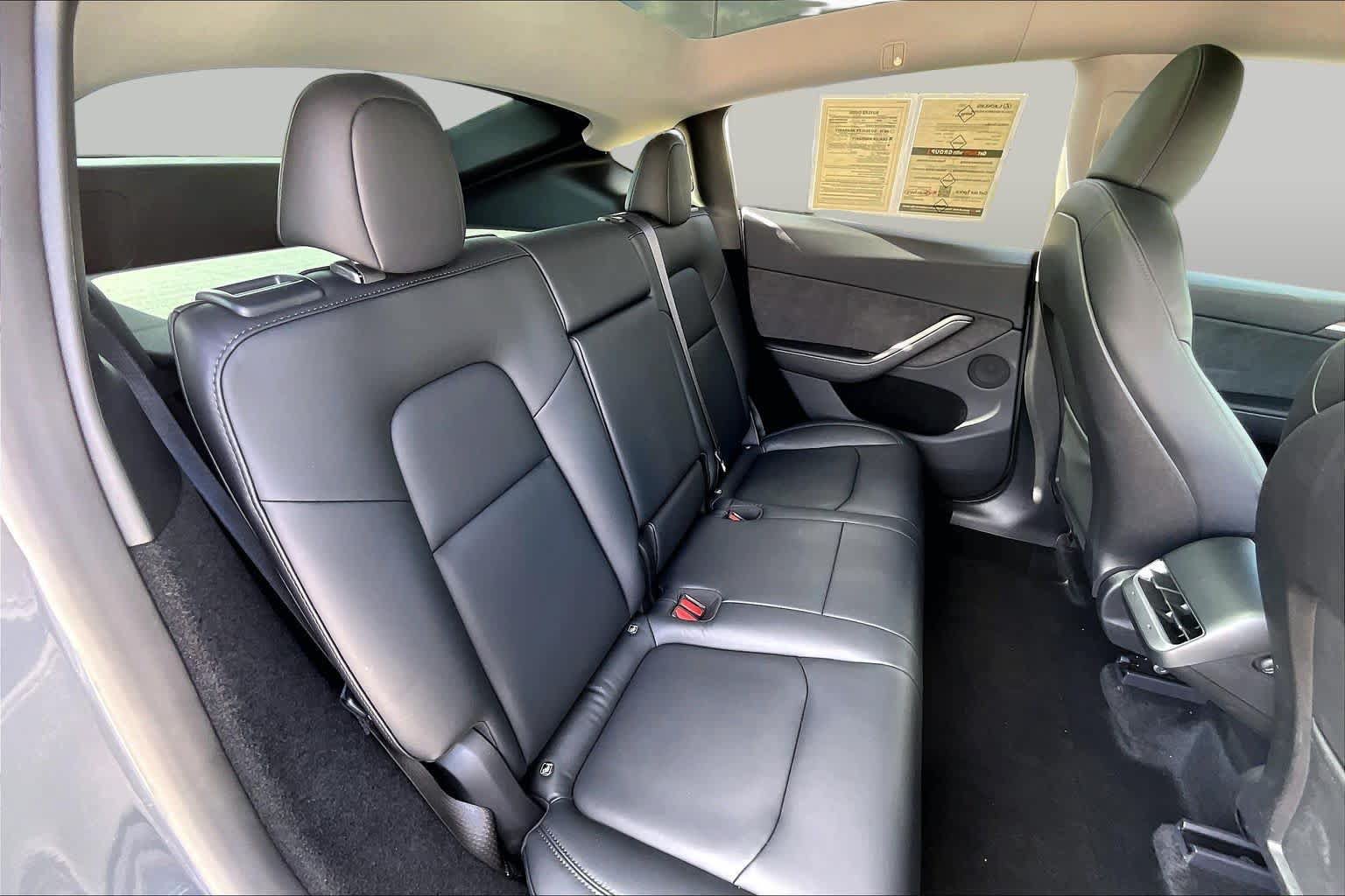 Used 2023 Tesla Model Y Long Range AWD/4WD image 17