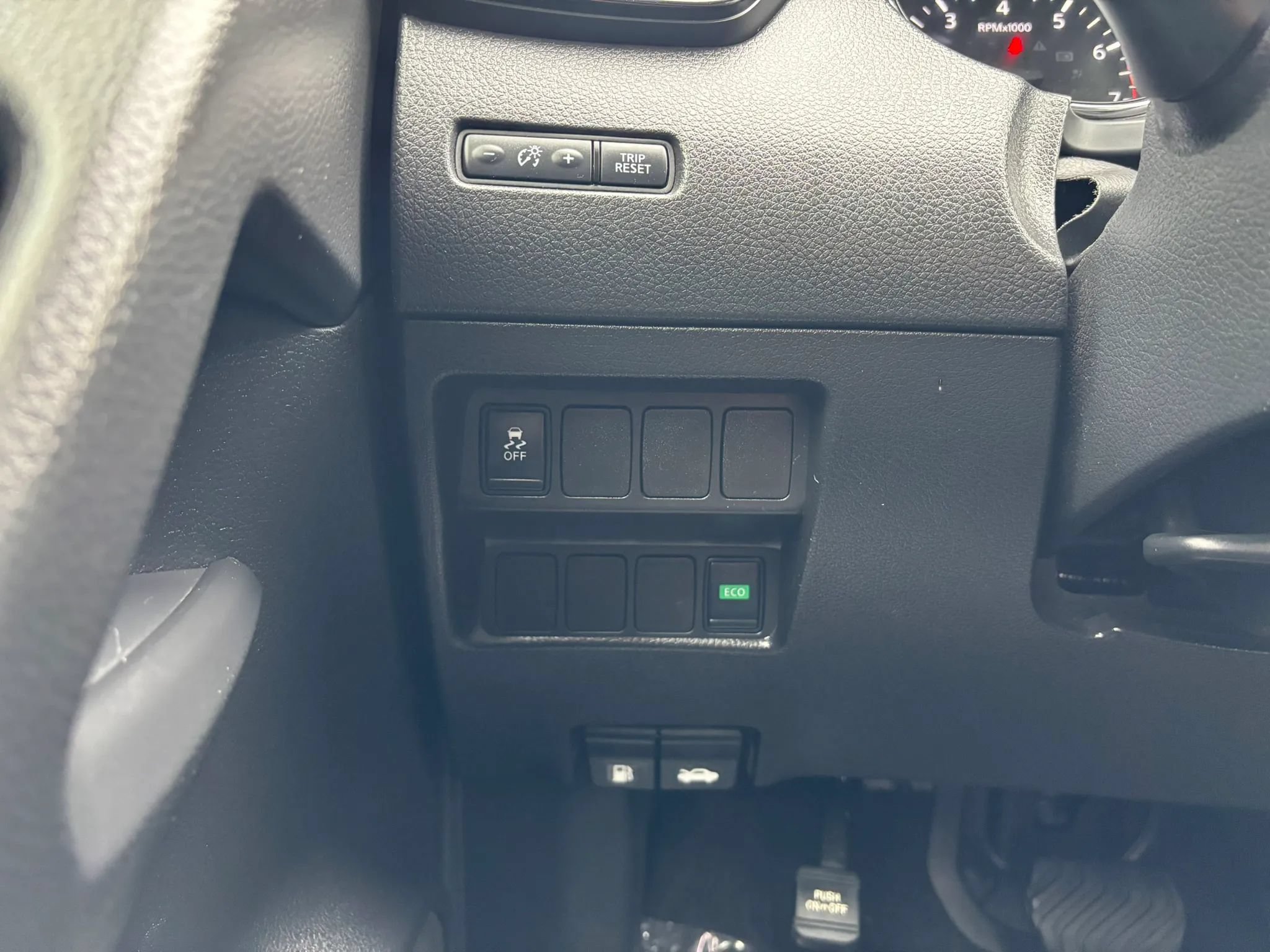 Used 2017 Nissan Rogue Sport S w/ S Appearance Package FWD image 18