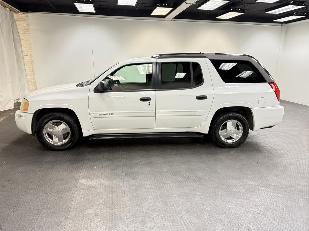 Used 2004 GMC Envoy XUV SLE w/ 1SB Preferred Equipment Group image 2