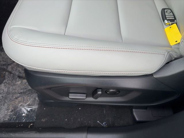 New 2026 Ford Explorer Active w/ Active Comfort Package image 18