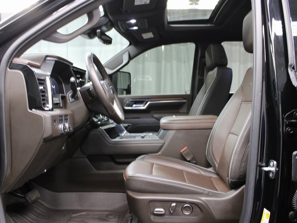 Used 2024 GMC Sierra 2500 Denali w/ Technology Package image 9