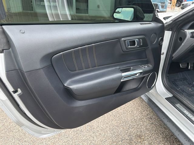 Used 2019 Ford Mustang GT Premium RWD image 11