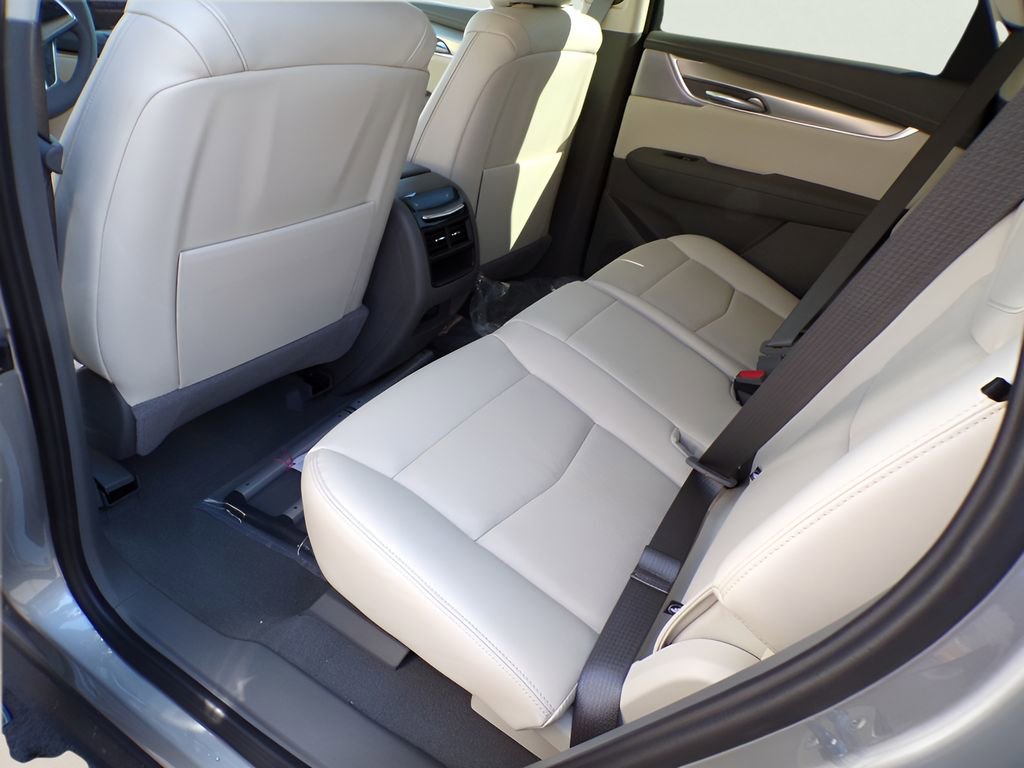 New 2026 Cadillac XT5 Premium Luxury w/ Driver Assist Package image 9