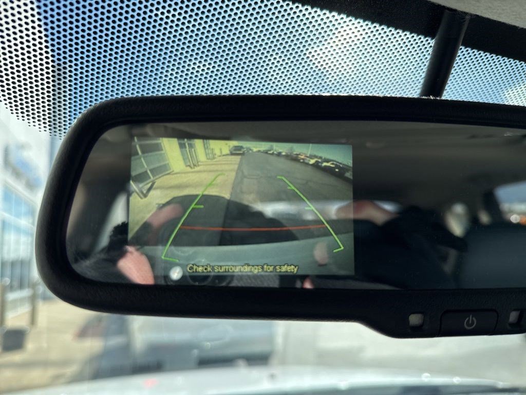 Used 2013 Mitsubishi Outlander SE image 15