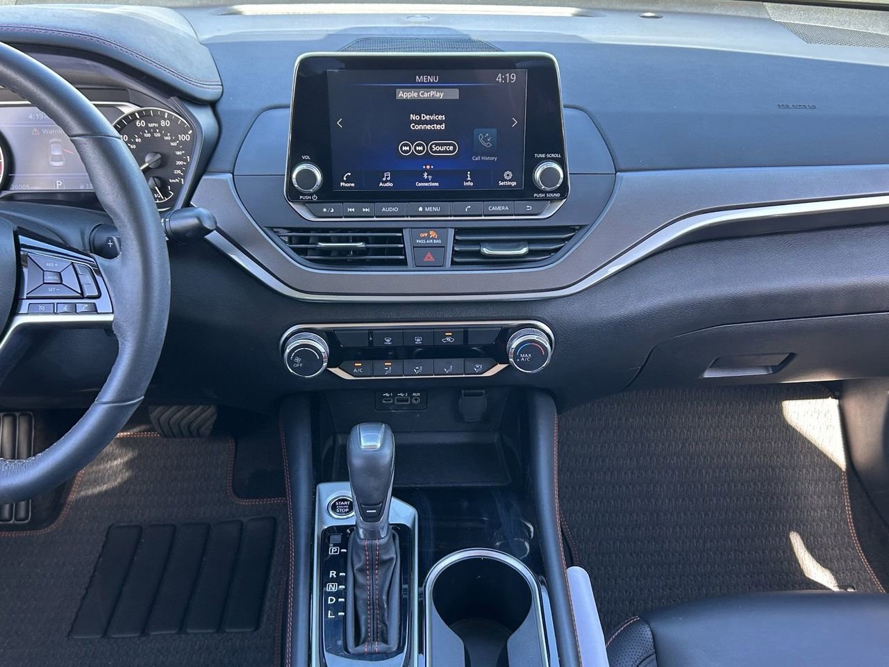Used 2024 Nissan Altima 2.5 SR FWD image 16