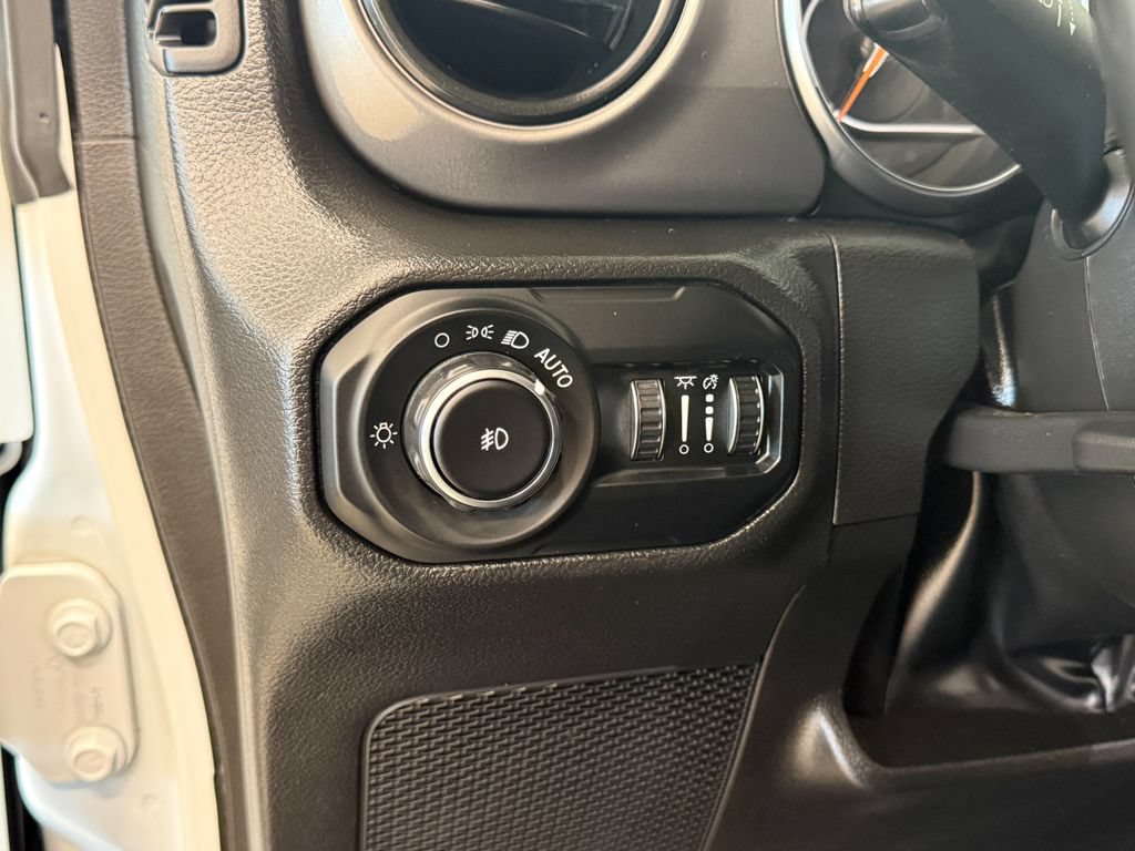 Used 2022 Jeep Wrangler Unlimited Sport AWD/4WD image 17