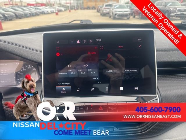 Used 2025 Jeep Compass Trailhawk image 23
