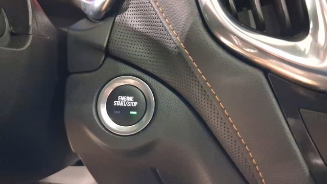 Used 2022 Chevrolet Equinox Premier image 32