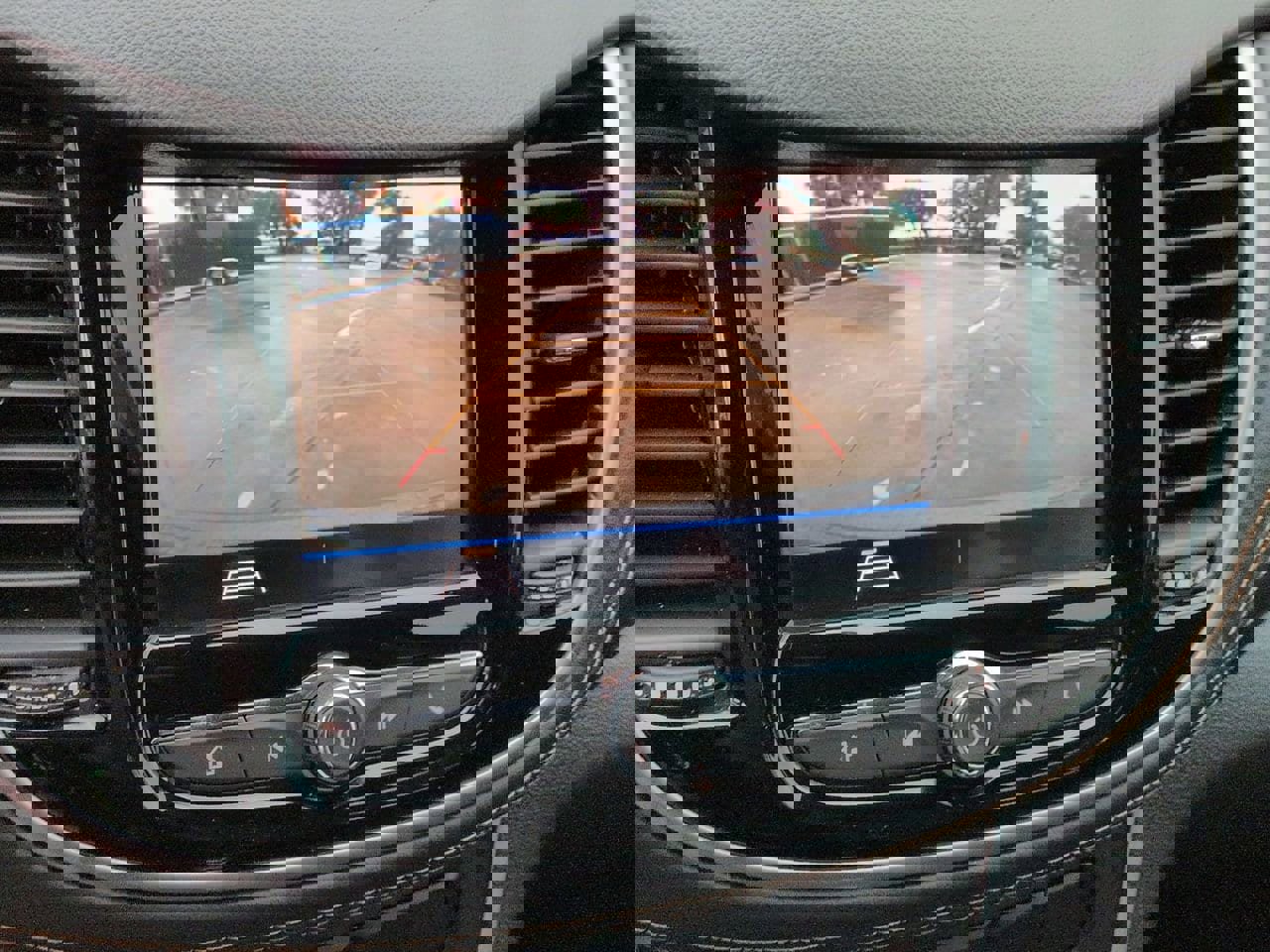 Used 2021 Chevrolet Trax LT image 17