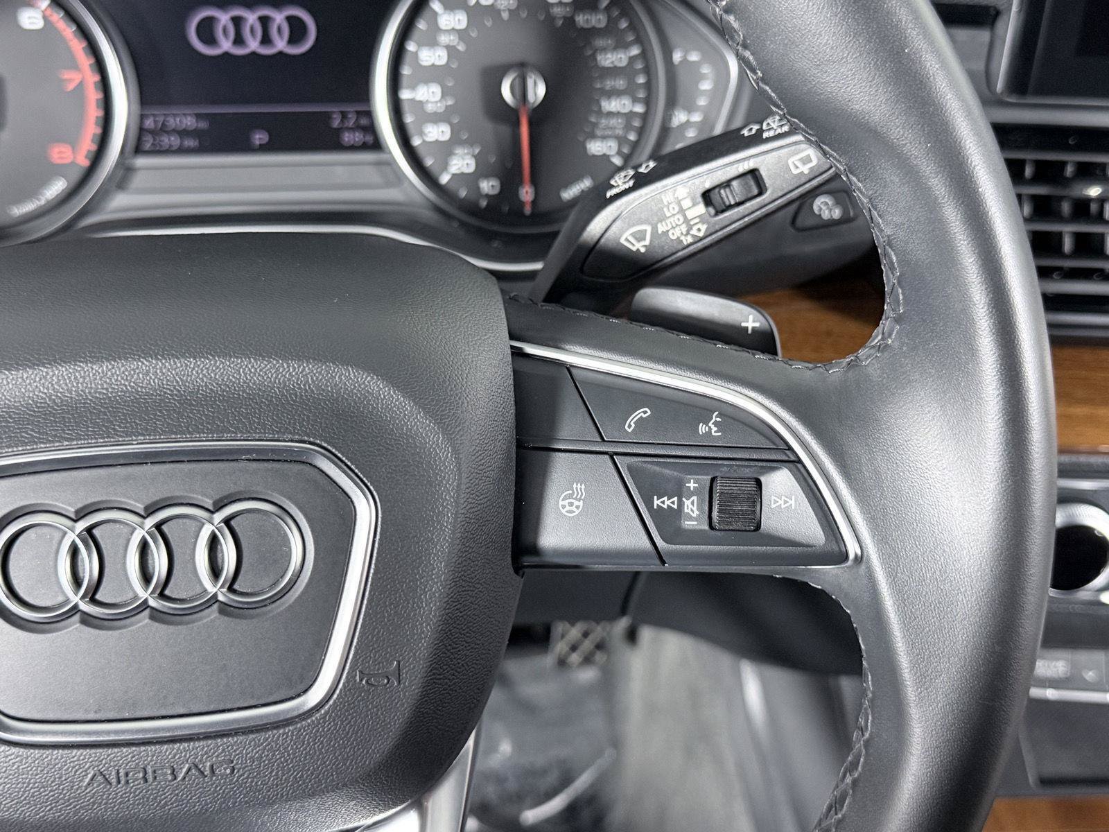 Used 2022 Audi Q5 2.0T Premium w/ Convenience Package AWD/4WD image 12