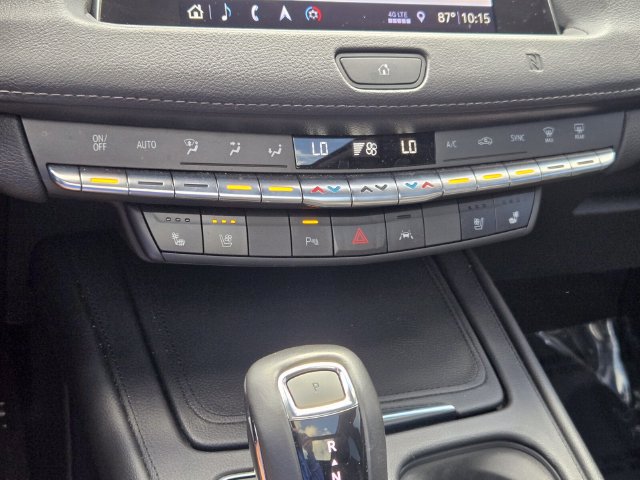 Used 2019 Cadillac XT4 Premium Luxury FWD image 22