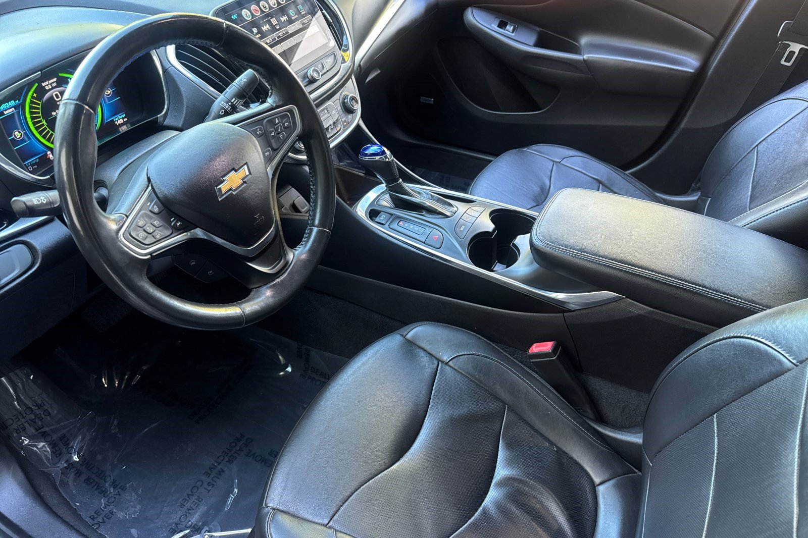 Used 2018 Chevrolet Volt Premier w/ Driver Confidence Package FWD image 4