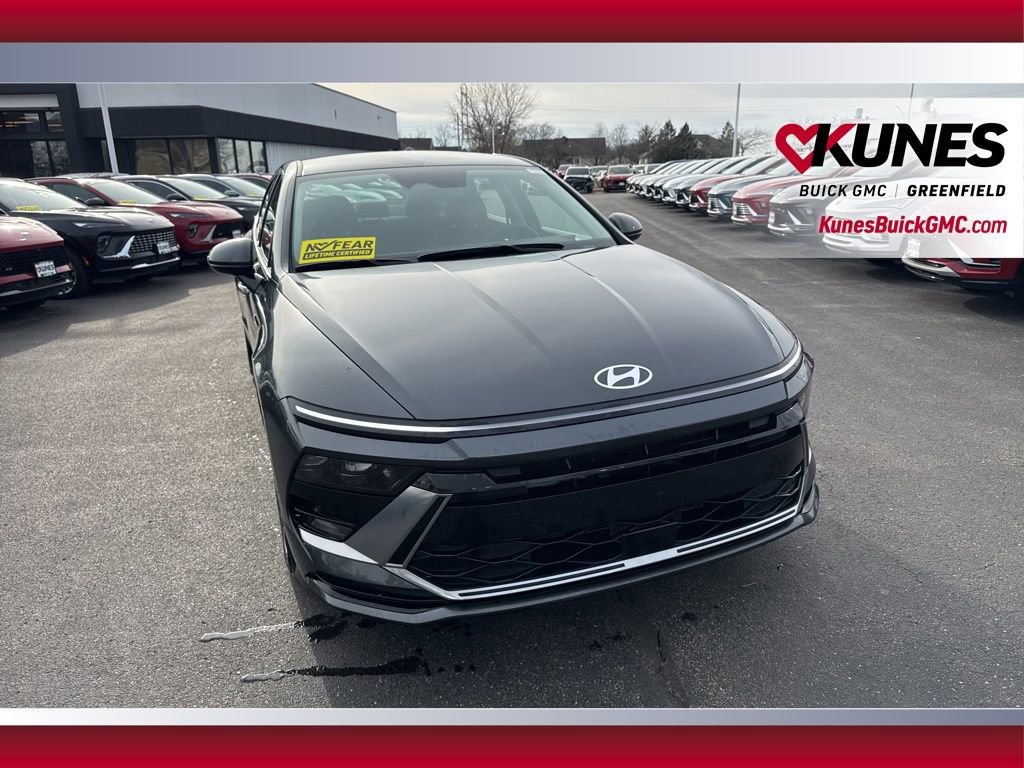 Used 2025 Hyundai Sonata SEL FWD image 12