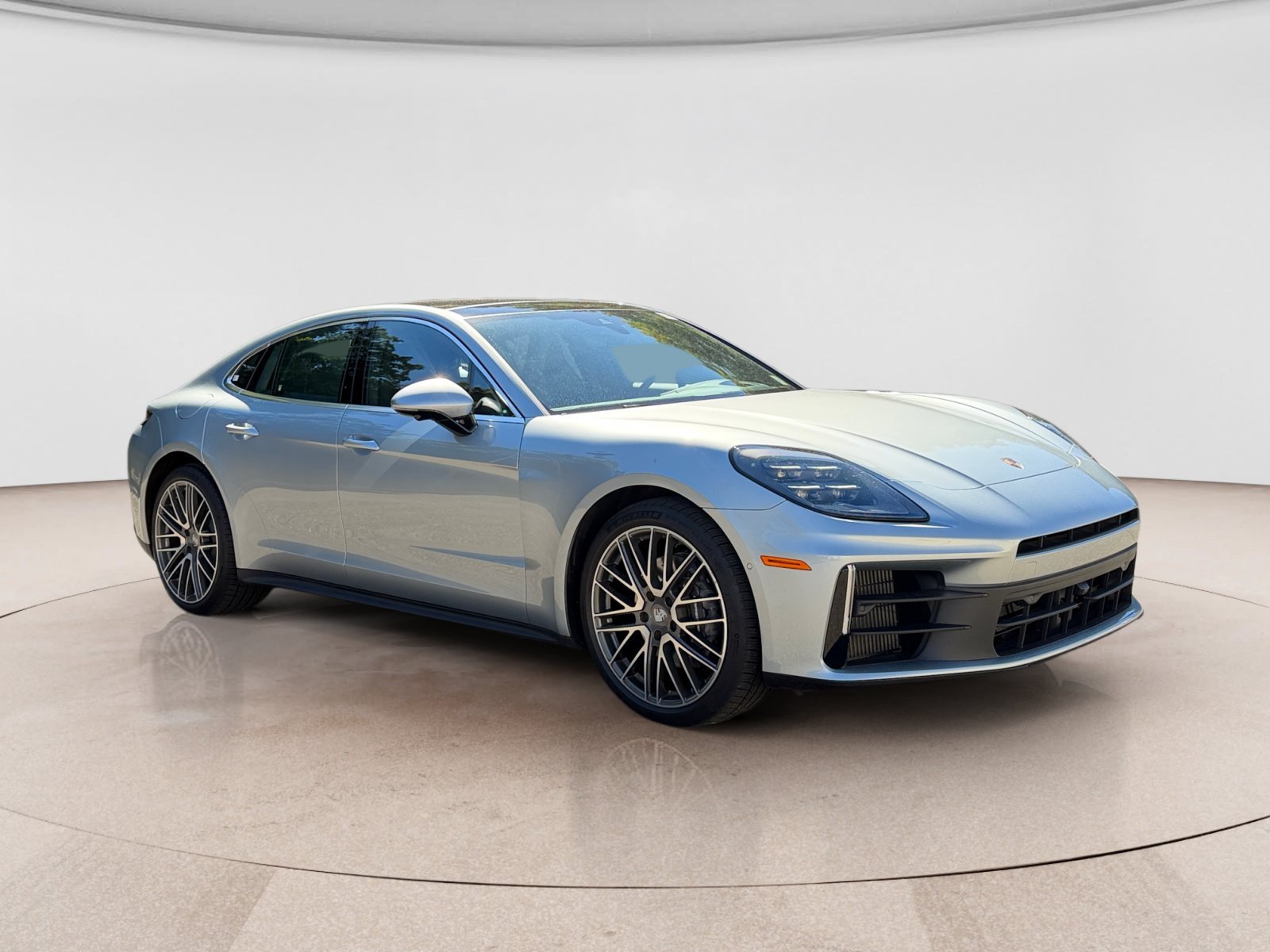 Used 2025 Porsche Panamera 4 AWD/4WD image 7