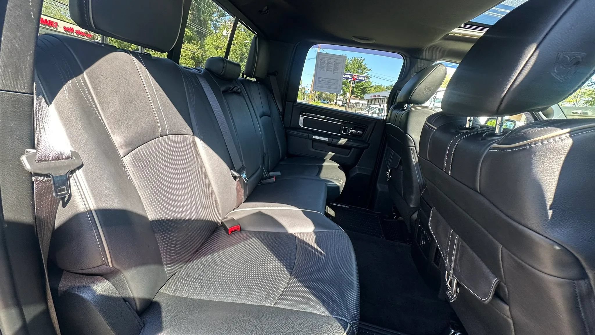 Used 2017 RAM 1500 Limited AWD/4WD image 34