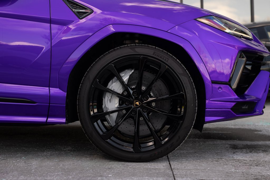 Used 2024 Lamborghini Urus S image 9