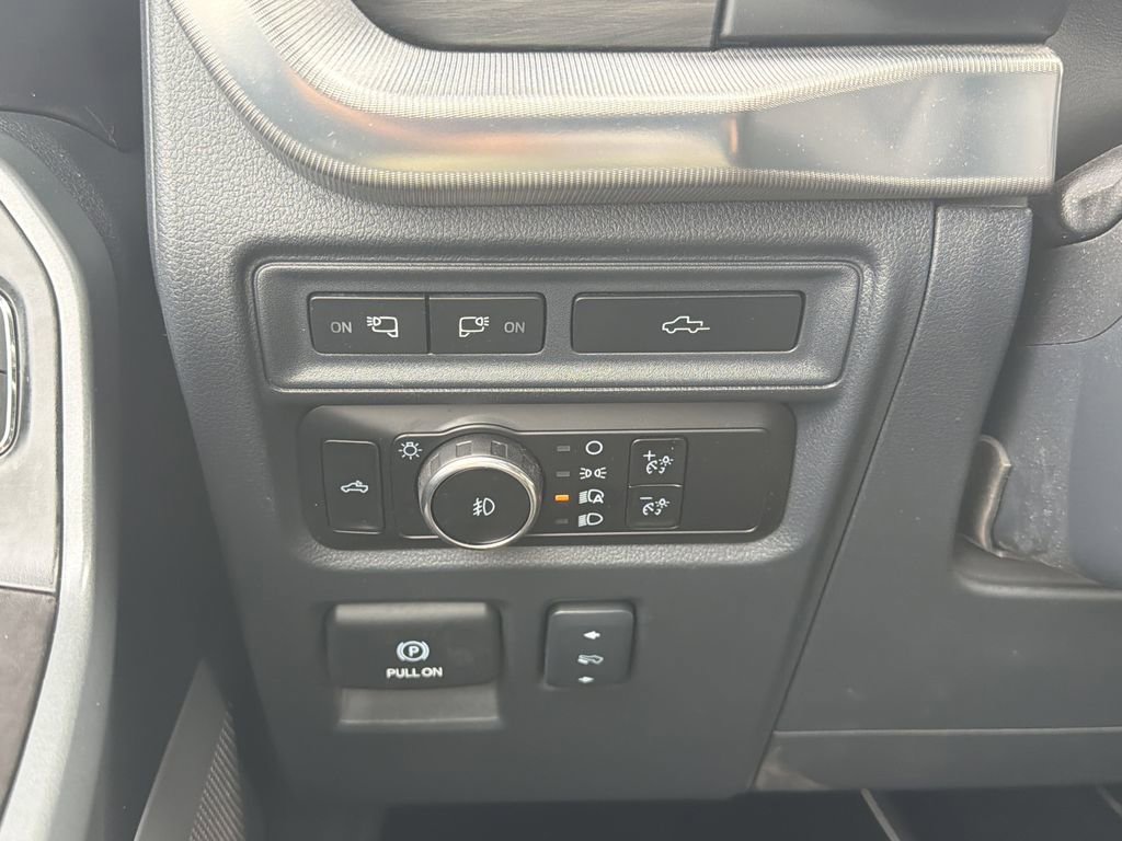 Used 2024 Ford F150 Lariat w/ Equipment Group 502A High AWD/4WD image 27