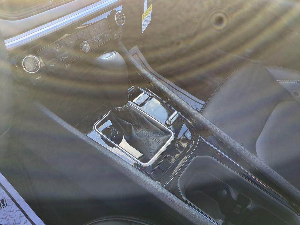 New 2026 Jeep Compass Limited w/ Sun, Sound & Navigation Group AWD/4WD image 15