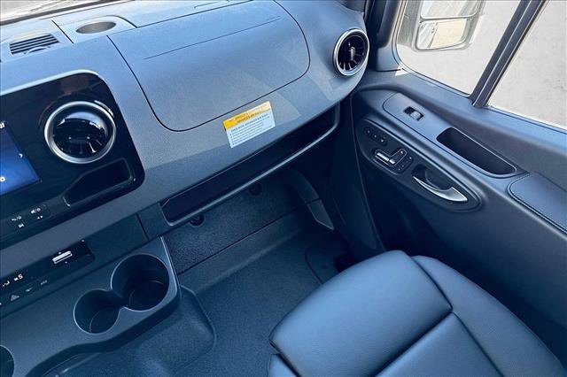 New 2026 Mercedes-Benz Sprinter 2500 image 20