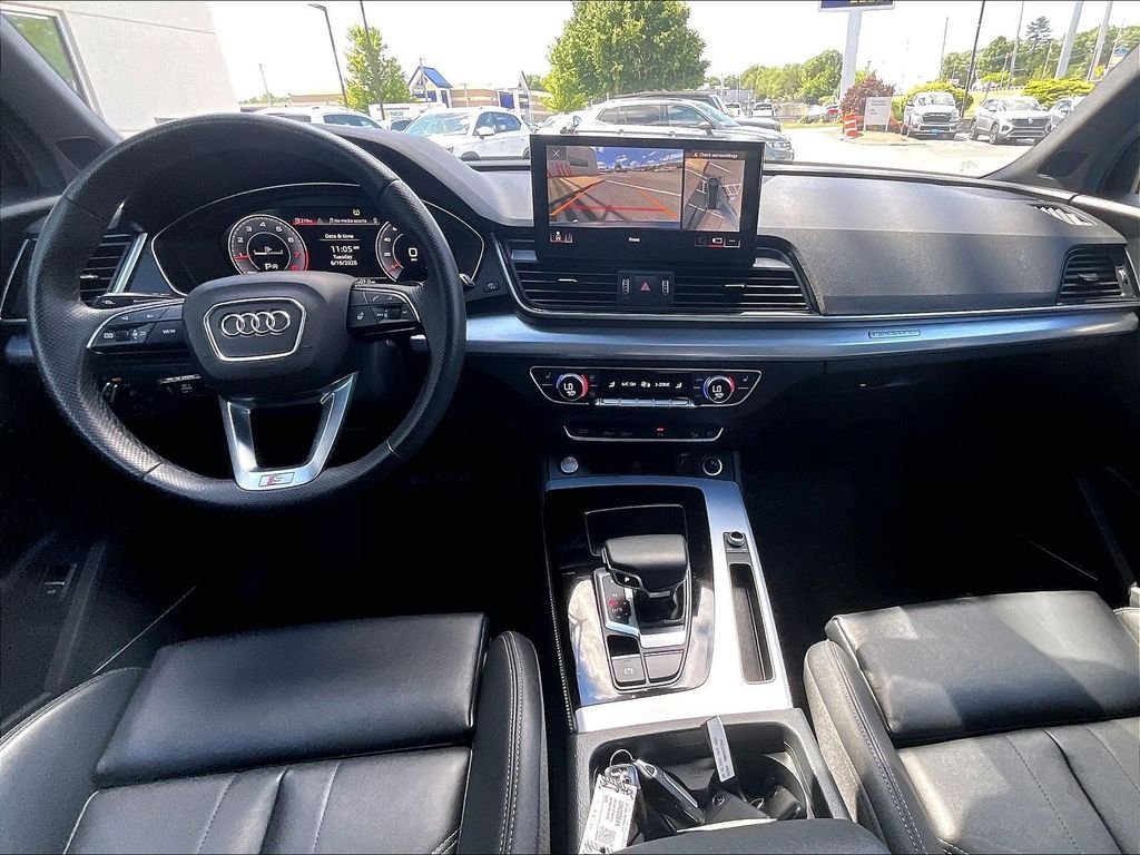 Used 2024 Audi Q5 2.0T Premium Plus w/ Premium Plus Package AWD/4WD image 21