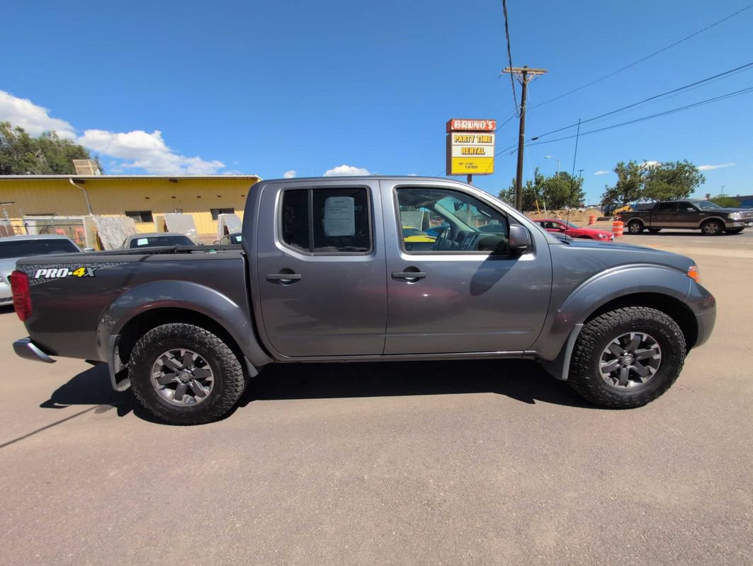 Used 2018 Nissan Frontier PRO-4X AWD/4WD image 8