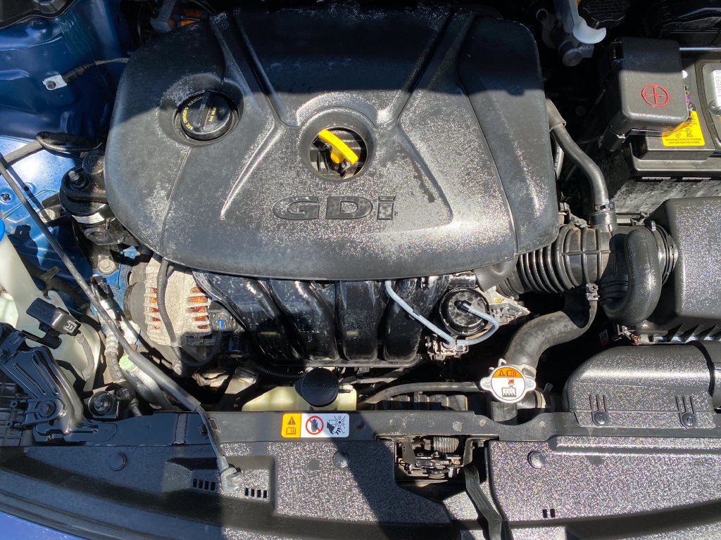 Used 2016 Hyundai Elantra GT FWD image 10