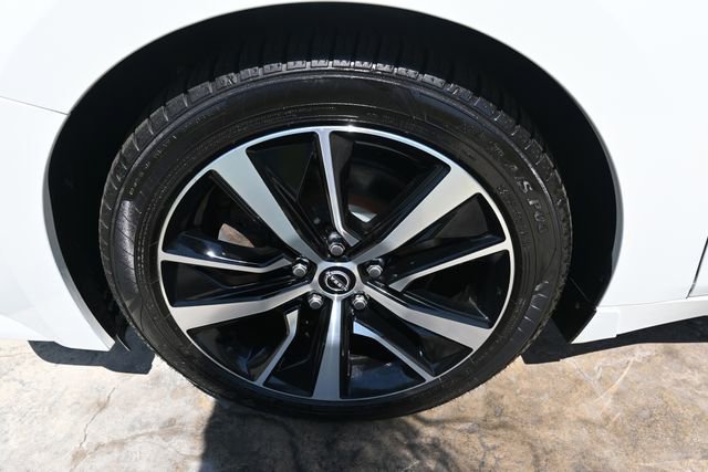 Used 2023 Nissan Maxima SL FWD image 10