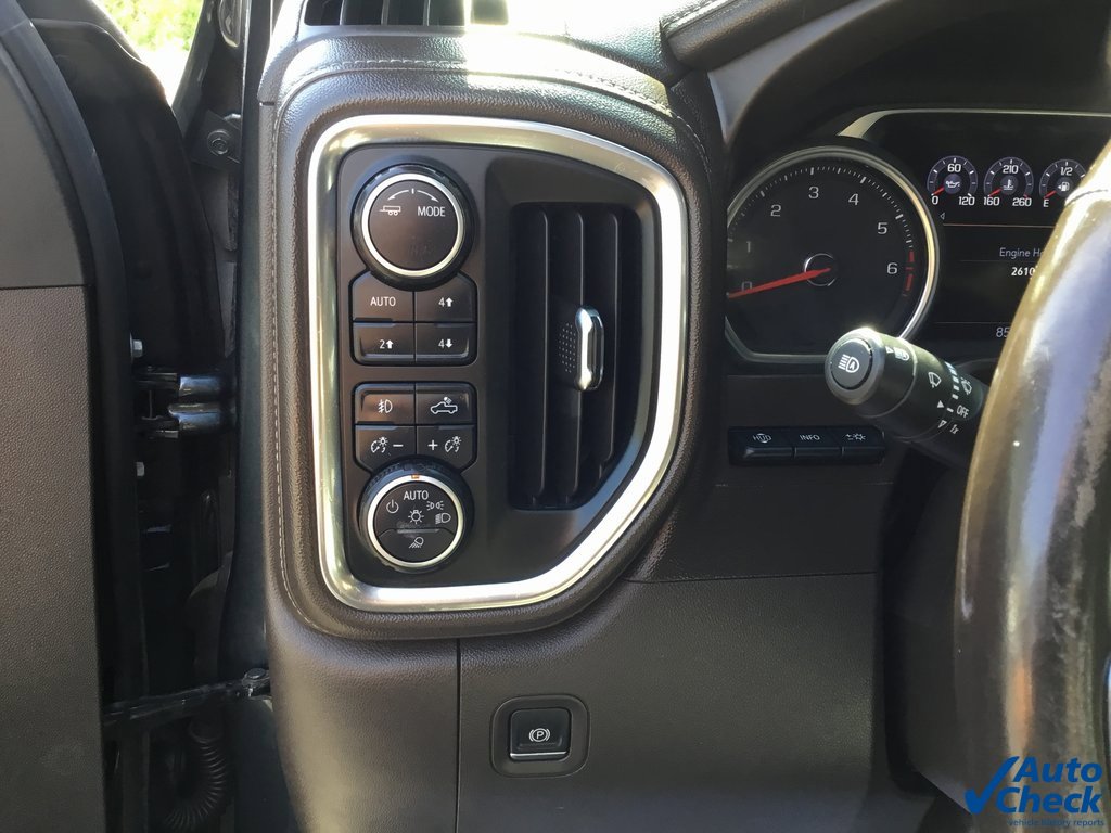 Used 2020 Chevrolet Silverado 3500 LTZ w/ LTZ Premium Package image 28